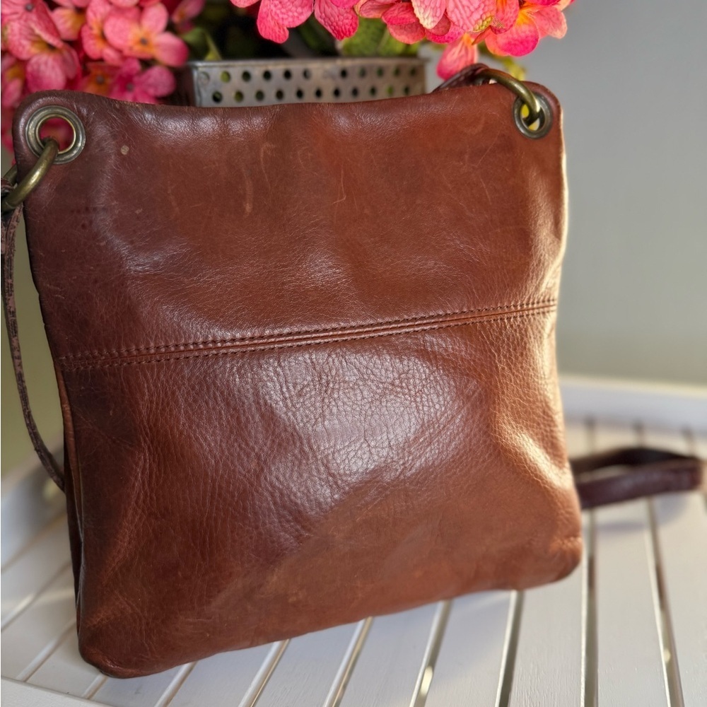 MARGOT New York Allie Leather Crossbody Brown Multi-Zip Pocket Shoulder Bag*
